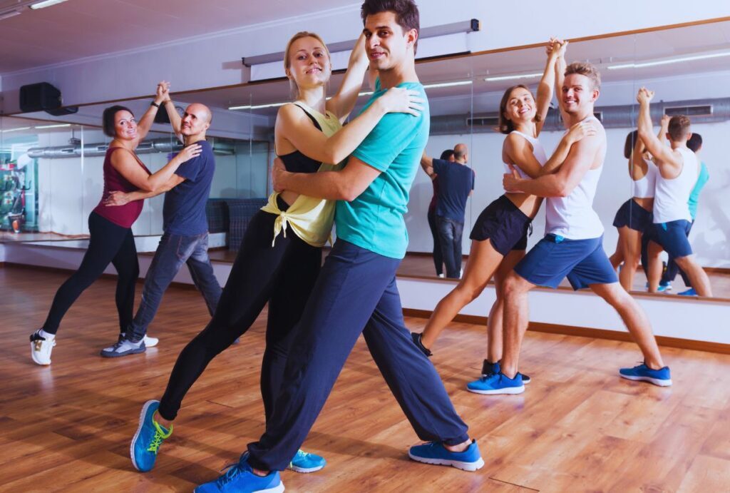 Bachata for Beginners: The Most Romantic Couple Activity for Dubai’s Wedding Season